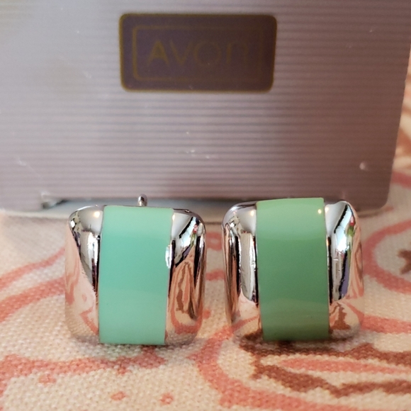 Vintage AVON City Sleek Clip Silver Stripe. Pretty - Picture 1 of 8